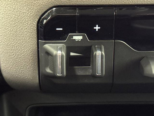 Certified 2022 RAM 1500 Laramie image 26