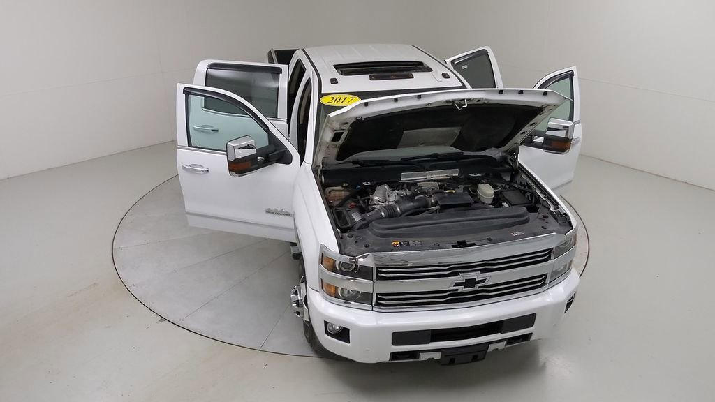 Used 2017 Chevrolet Silverado 3500 High Country image 49