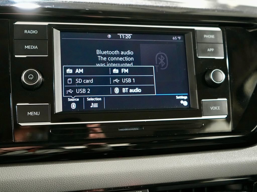 Used 2023 Volkswagen Taos S image 18