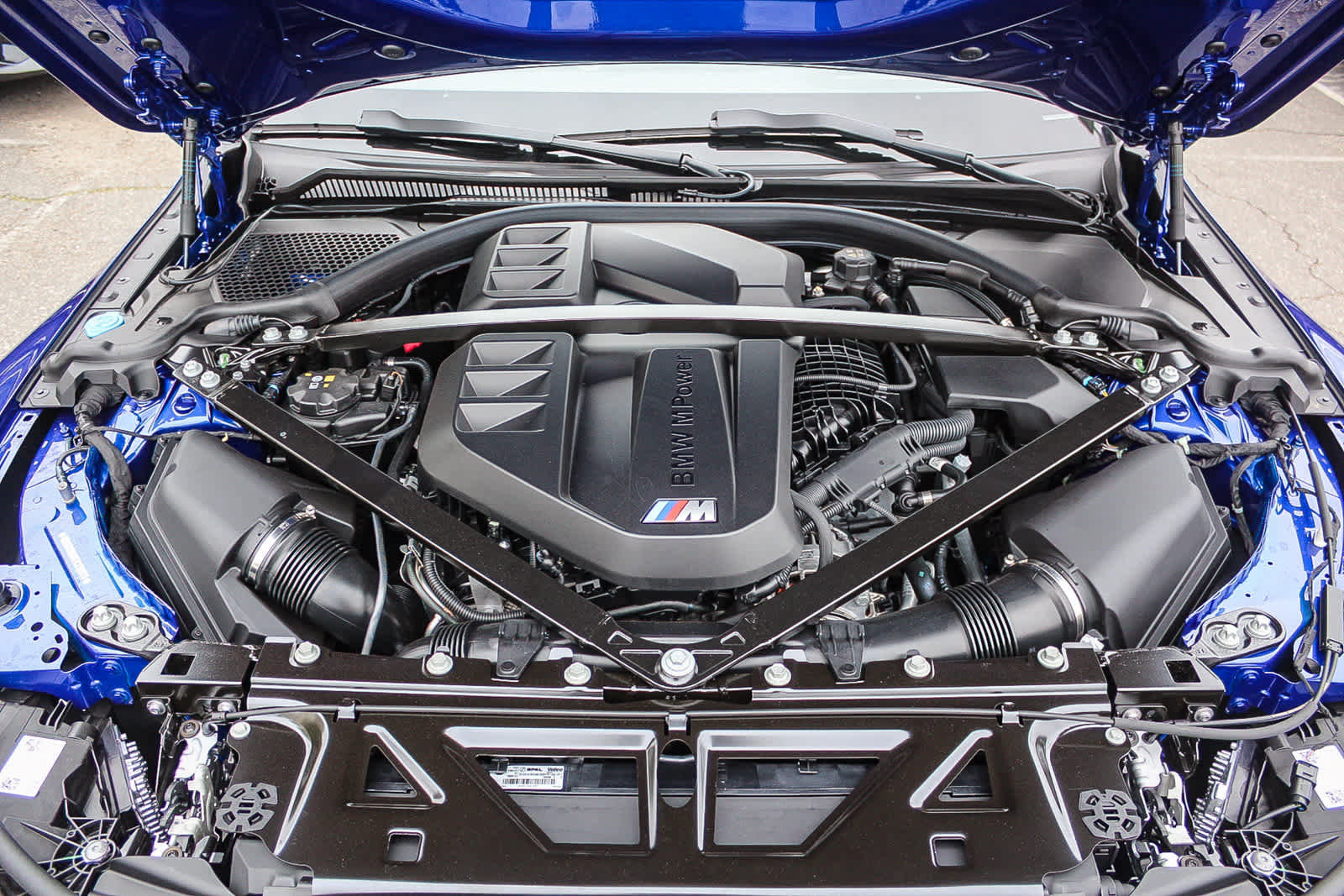 New 2026 BMW M4 xDrive Competition w/ Carbon Package AWD/4WD image 8