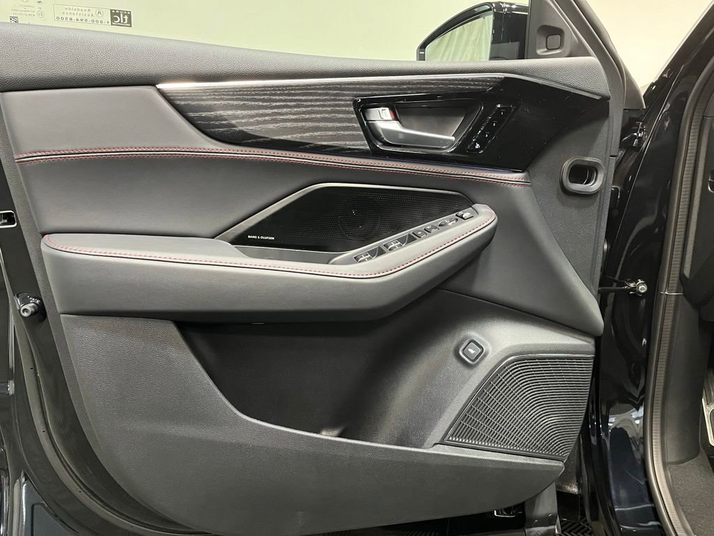 New 2026 Acura MDX Type S AWD/4WD image 13