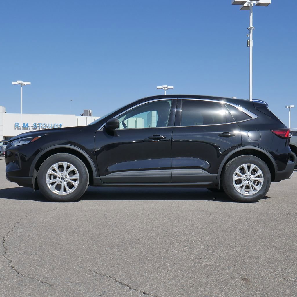 Used 2024 Ford Escape Active AWD/4WD image 8