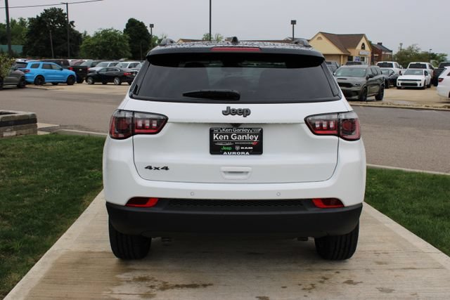 New 2026 Jeep Compass Limited w/ Sun, Sound & Navigation Group AWD/4WD image 32