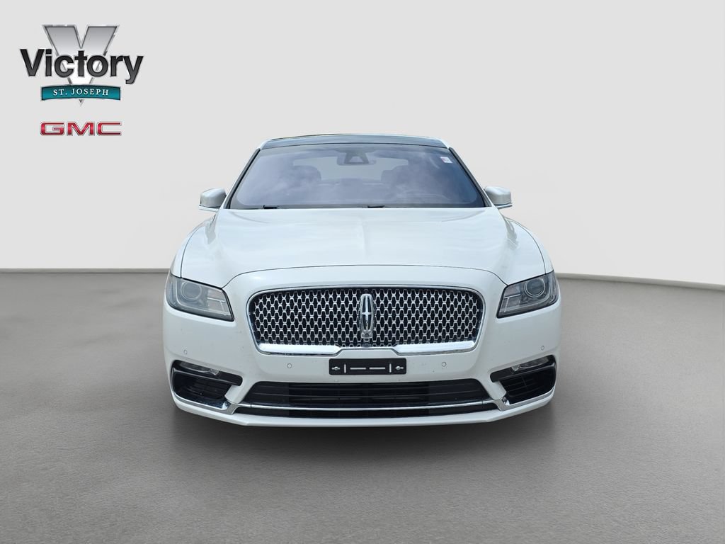 Used 2017 Lincoln Continental Reserve w/ Technology Package AWD/4WD image 2