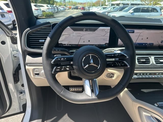 Used 2025 Mercedes-Benz GLS 450 4MATIC image 16
