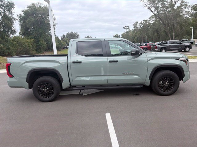 Used 2025 Toyota Tundra SR5 w/ SR5 Convenience Package AWD/4WD image 5