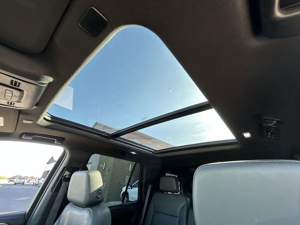 Used 2022 Chevrolet Tahoe LT w/ LT Signature Plus Package RWD image 19