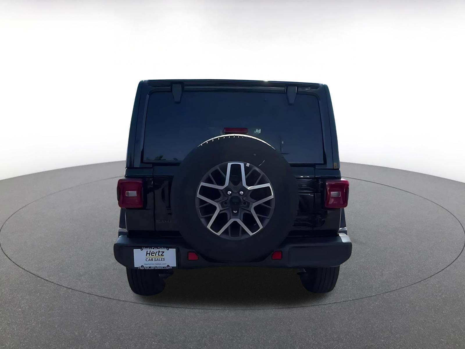 Used 2025 Jeep Wrangler Unlimited Sahara AWD/4WD image 10