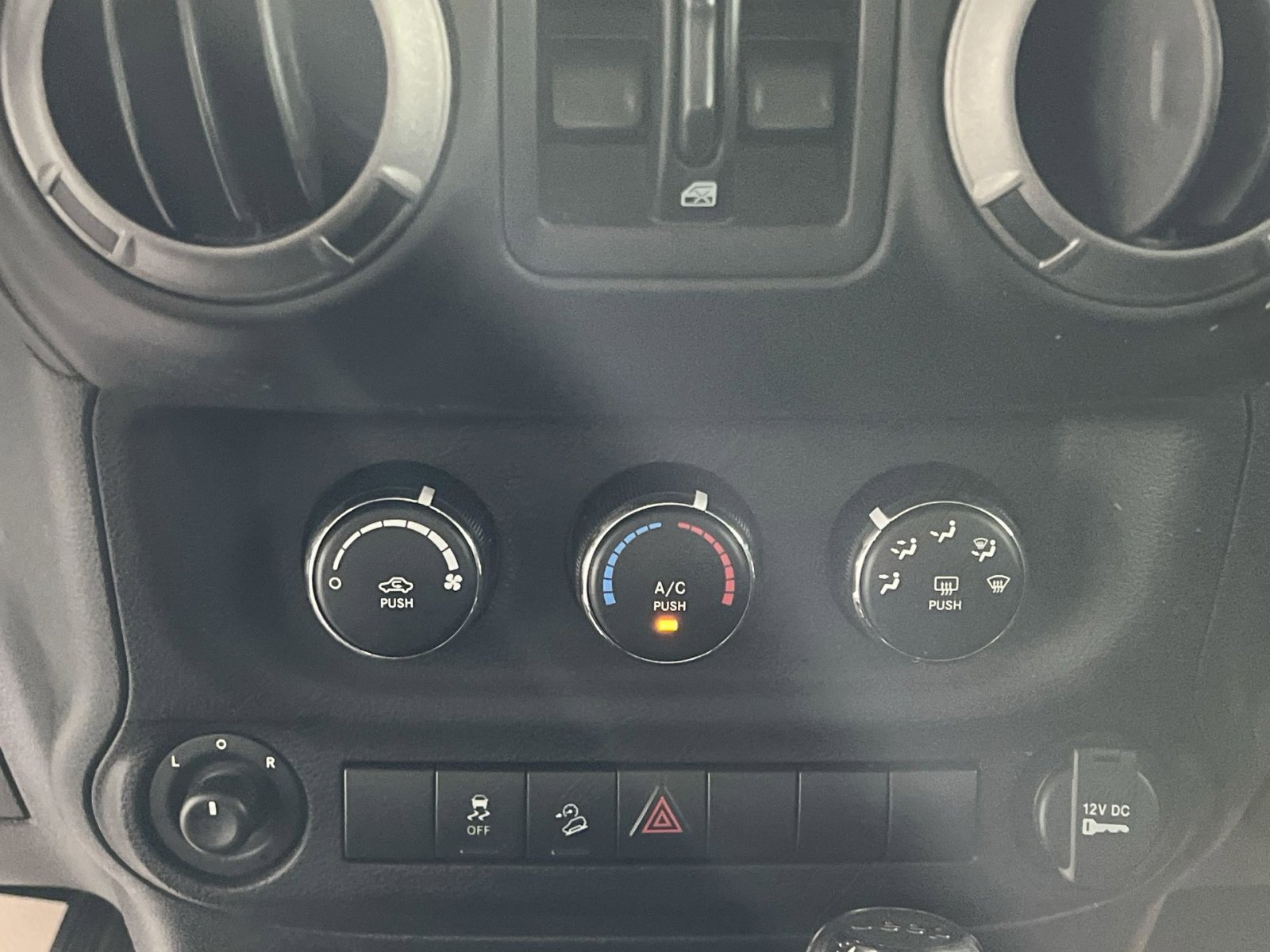 Used 2017 Jeep Wrangler Unlimited Sport w/ Quick Order Package 24S image 19