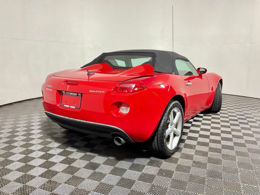Used 2009 Pontiac Solstice Convertible w/ Preferred Package RWD image 12