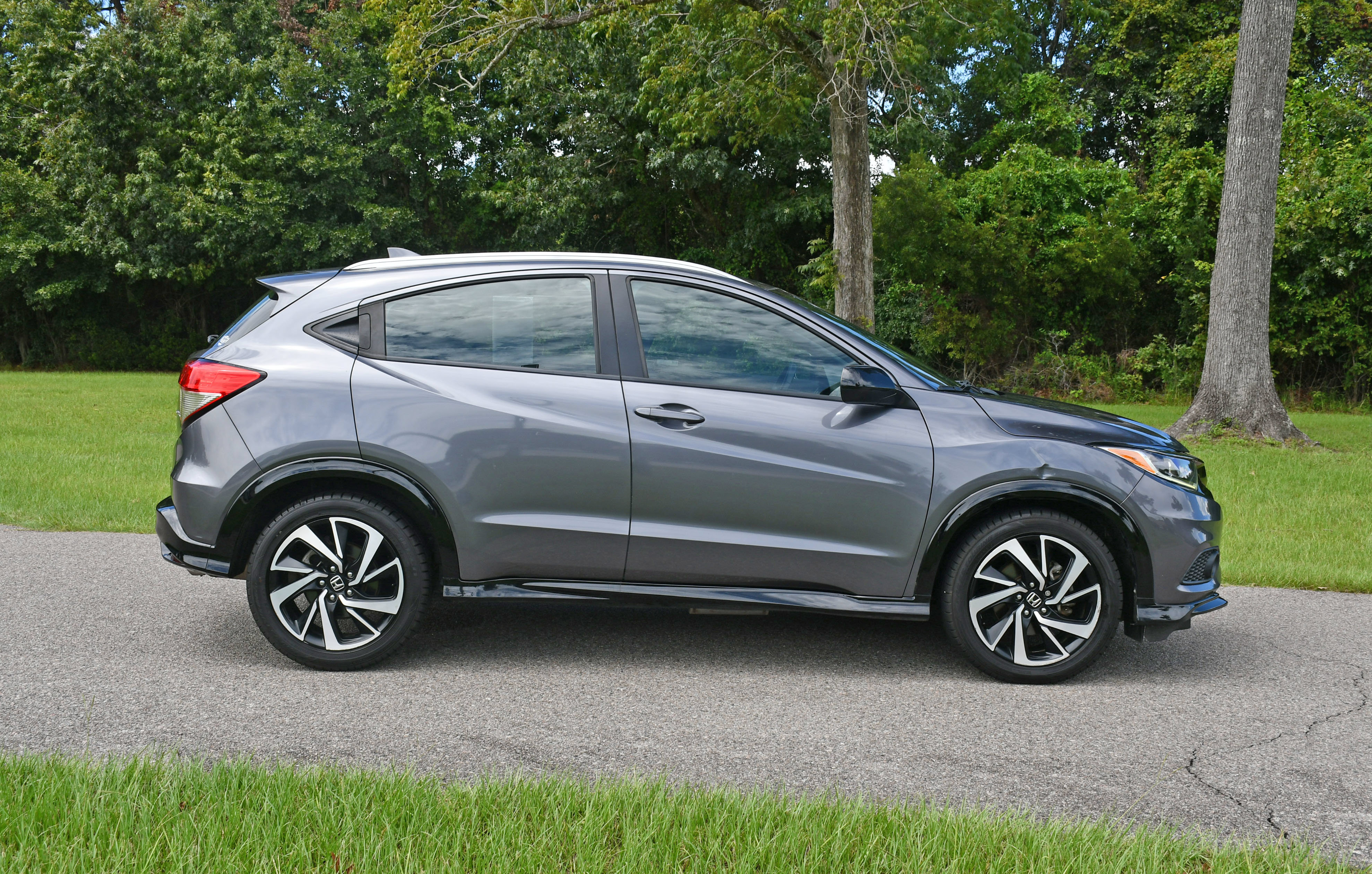 Used 2020 Honda HR-V Sport image 5