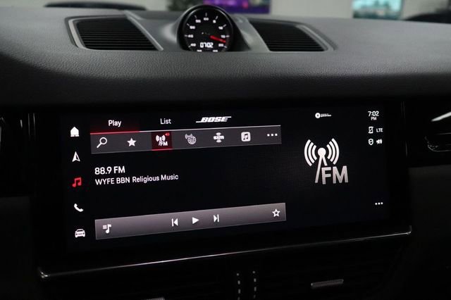 Used 2022 Porsche Cayenne Platinum Edition AWD/4WD image 32