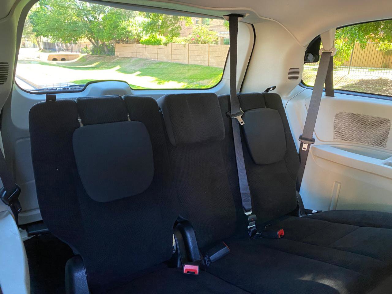 Used 2019 Dodge Grand Caravan SE FWD image 41