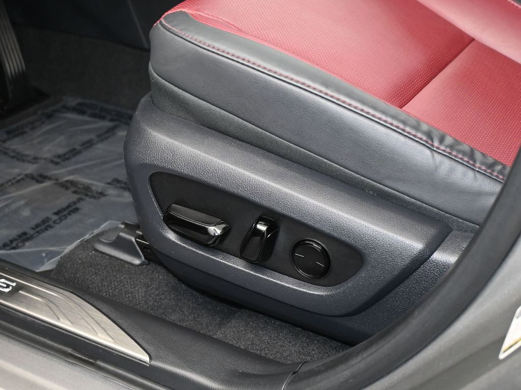 Used 2025 Lexus NX 250 FWD w/ Premium Package image 13