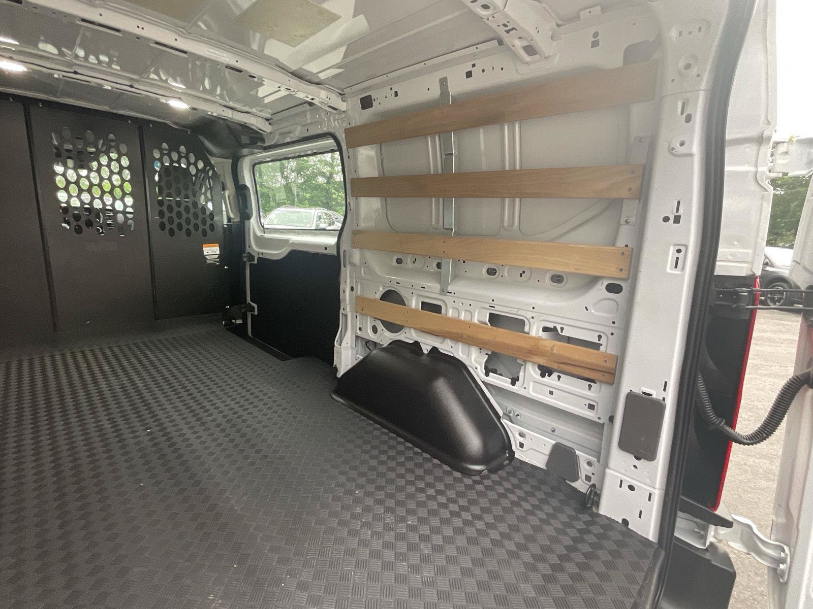 Used 2025 Ford Transit 250 Low Roof w/ Exterior Upgrade Package RWD image 18