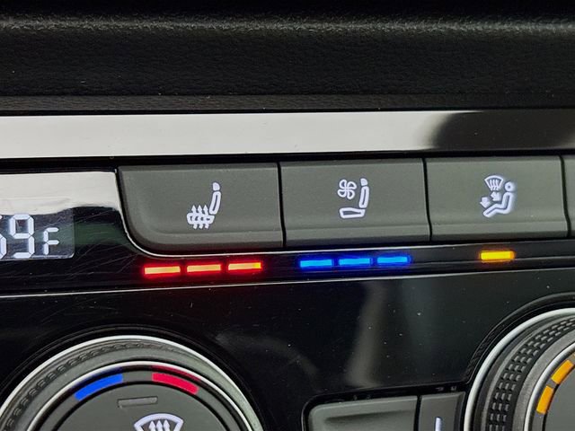 Certified 2024 Volkswagen Taos SEL image 20