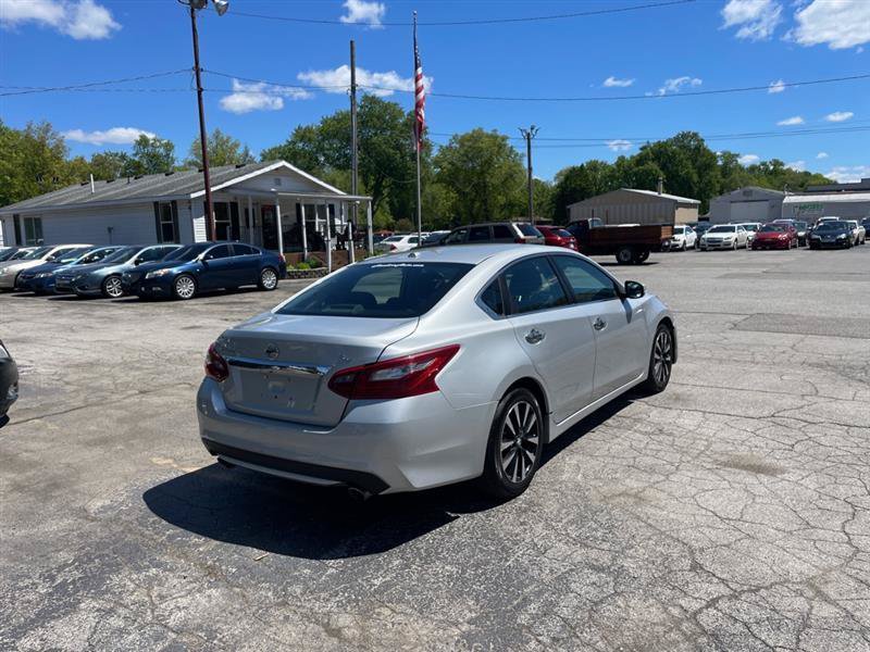 Used 2018 Nissan Altima 2.5 SL FWD image 5
