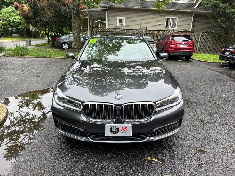 Used 2018 BMW 750i xDrive AWD/4WD image 8