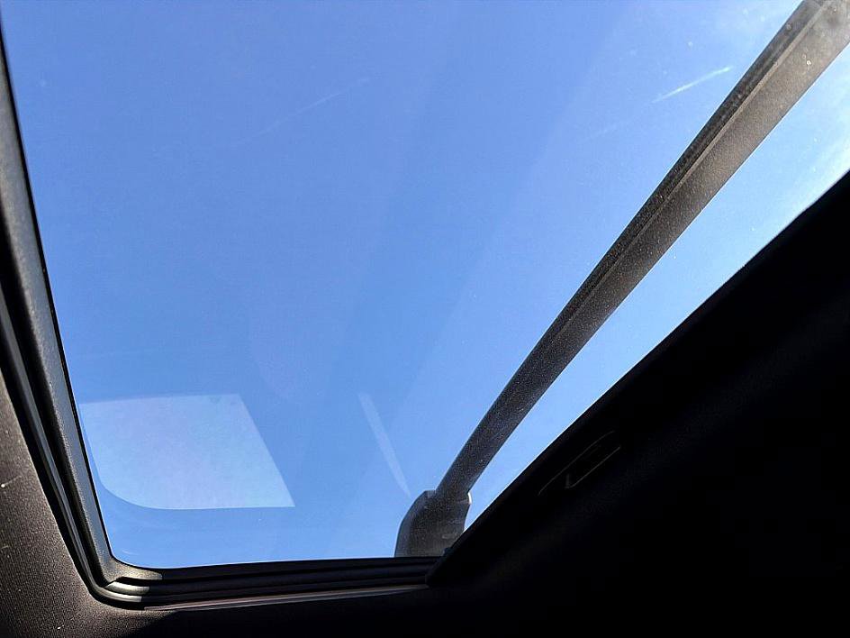 Used 2025 Hyundai Santa Fe Limited image 12