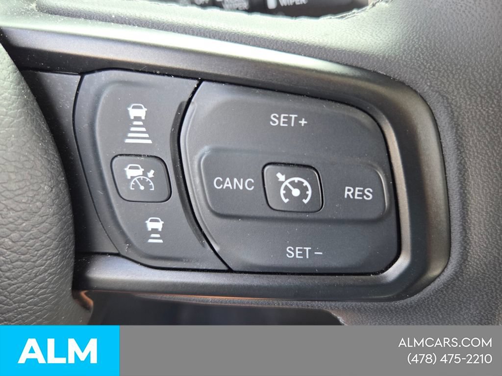 Used 2025 Jeep Wrangler Unlimited Sport AWD/4WD image 25