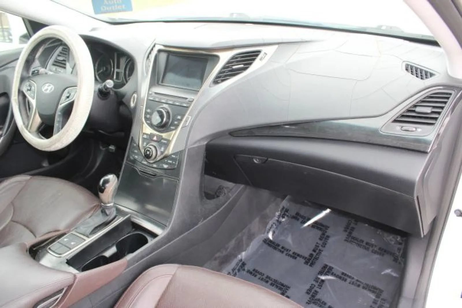 Used 2013 Hyundai Azera FWD image 29