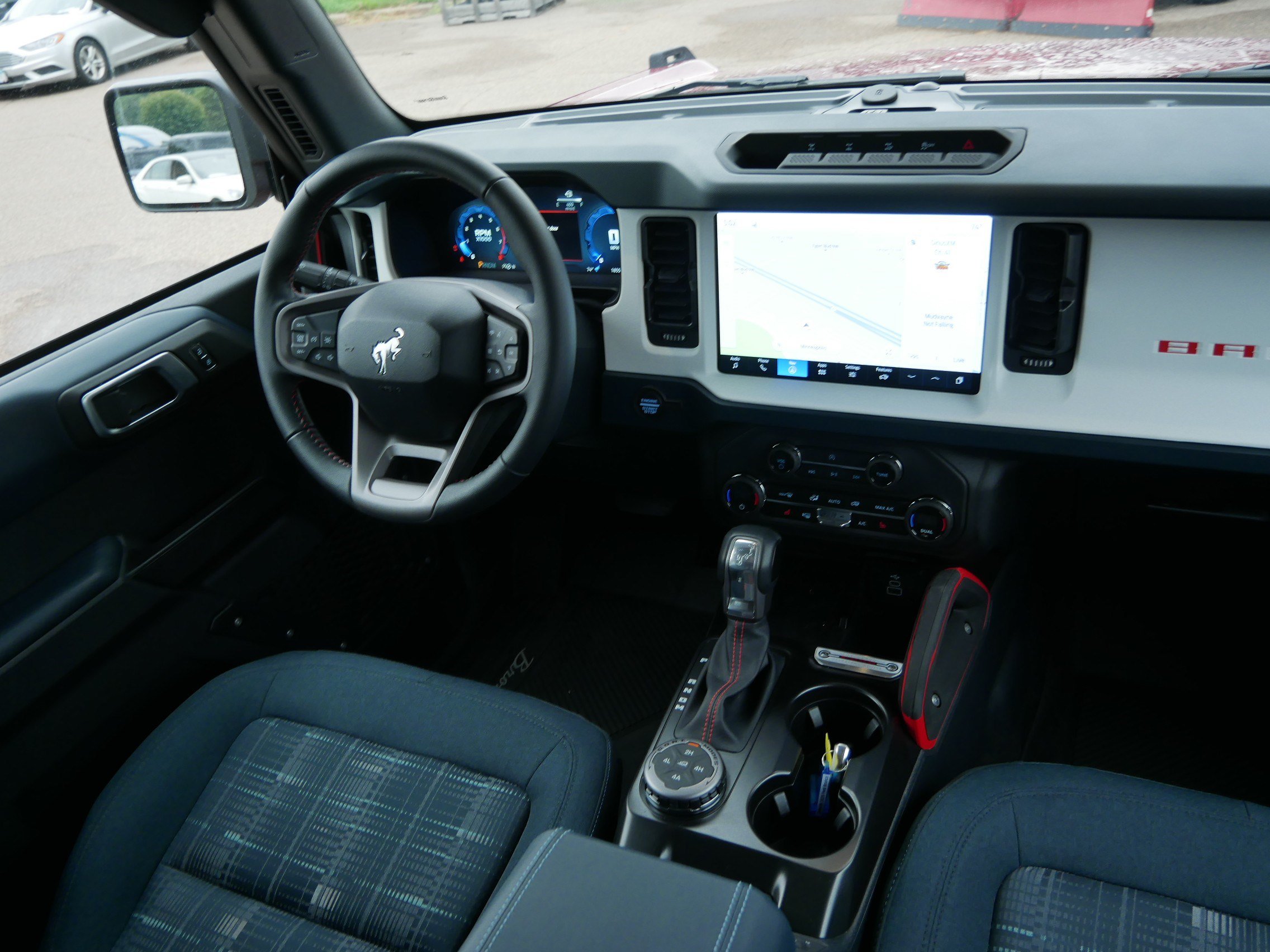 Used 2026 Ford Bronco Heritage Edition AWD/4WD image 9