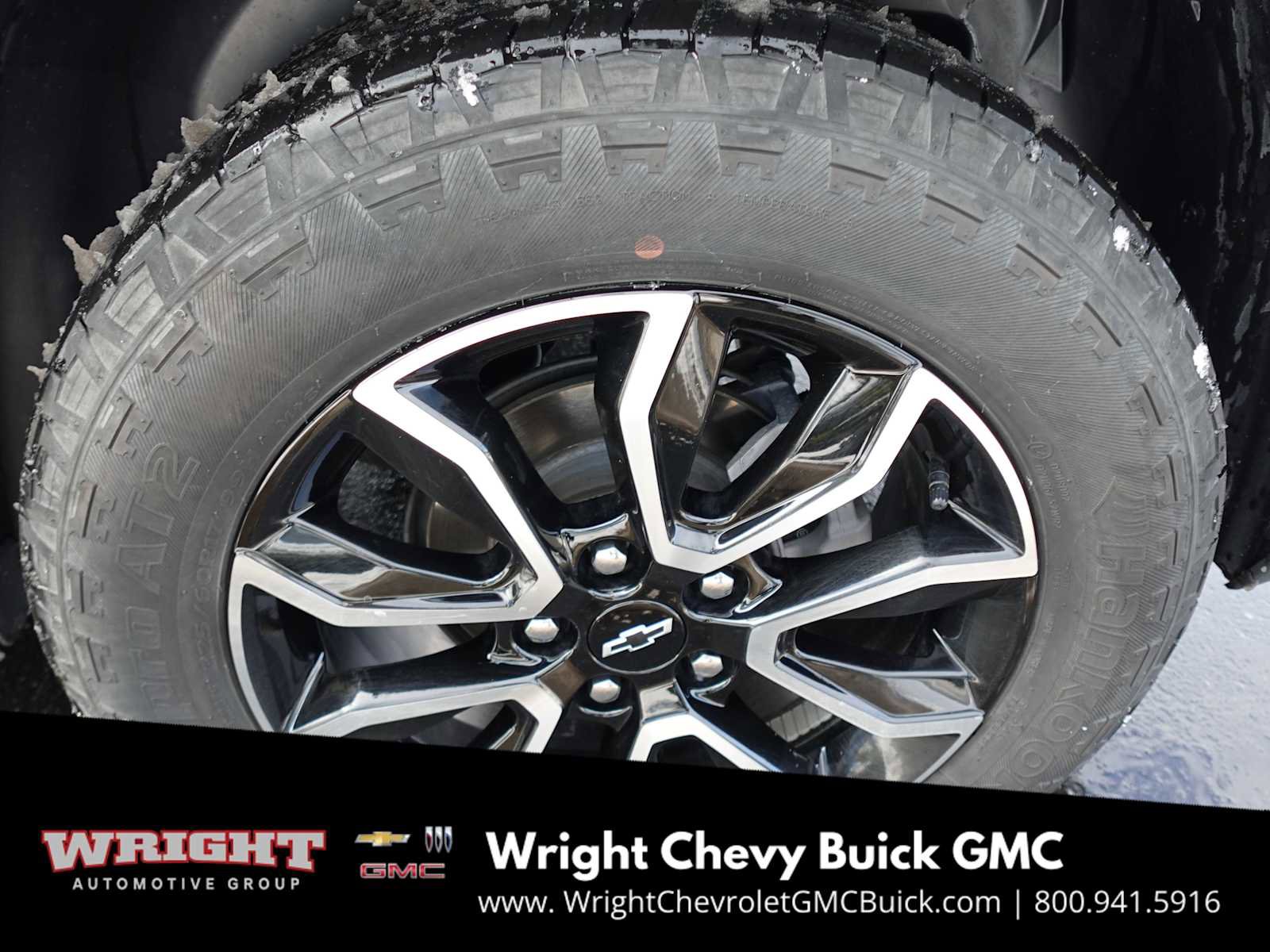 Used 2024 Chevrolet TrailBlazer ACTIV image 33