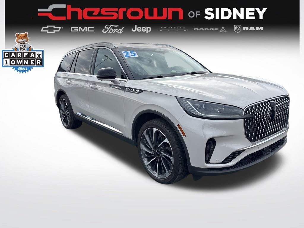 Used 2025 Lincoln Aviator Reserve w/ Equipment Group 201A AWD/4WD image 7