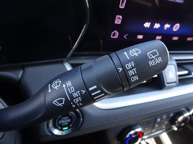 Used 2024 Chevrolet TrailBlazer LS FWD image 25