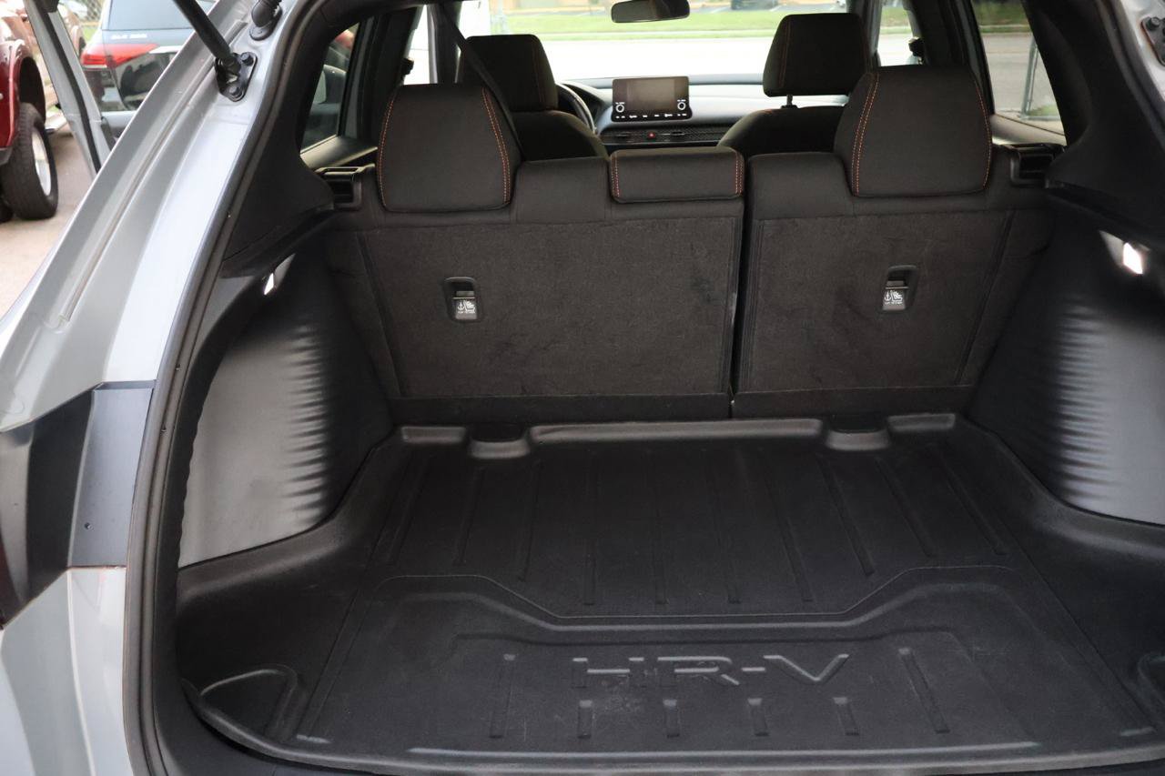 Used 2024 Honda HR-V Sport image 16