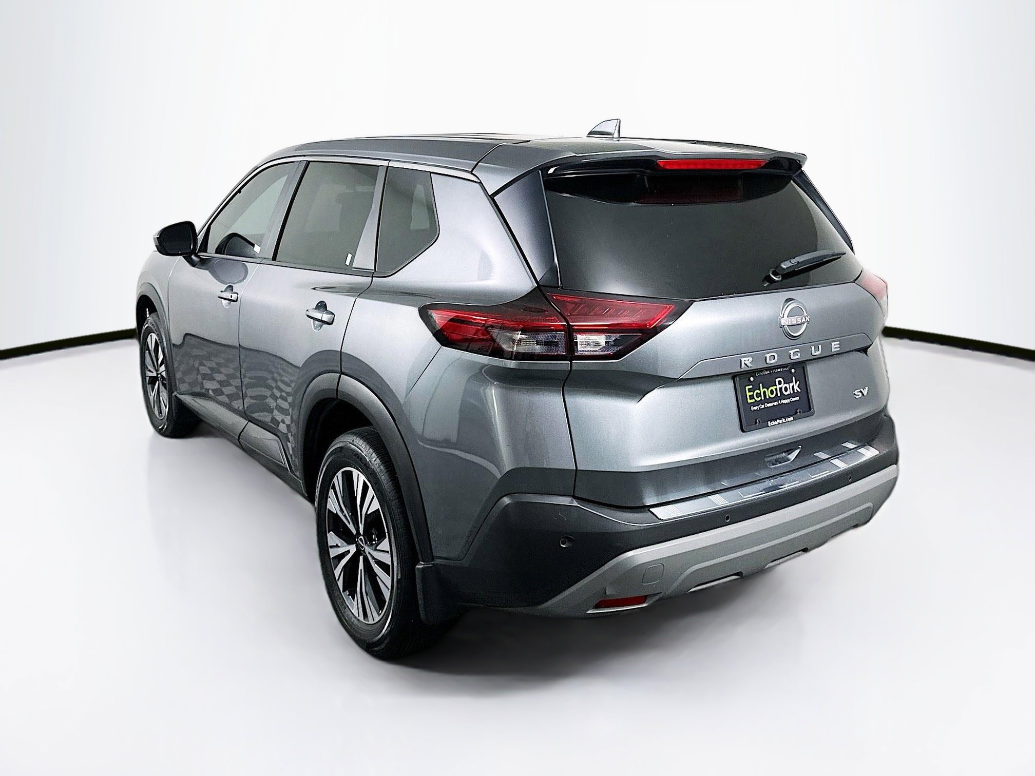 Used 2023 Nissan Rogue SV FWD image 5