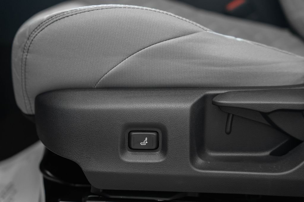 New 2026 Toyota Tacoma SR5 image 34