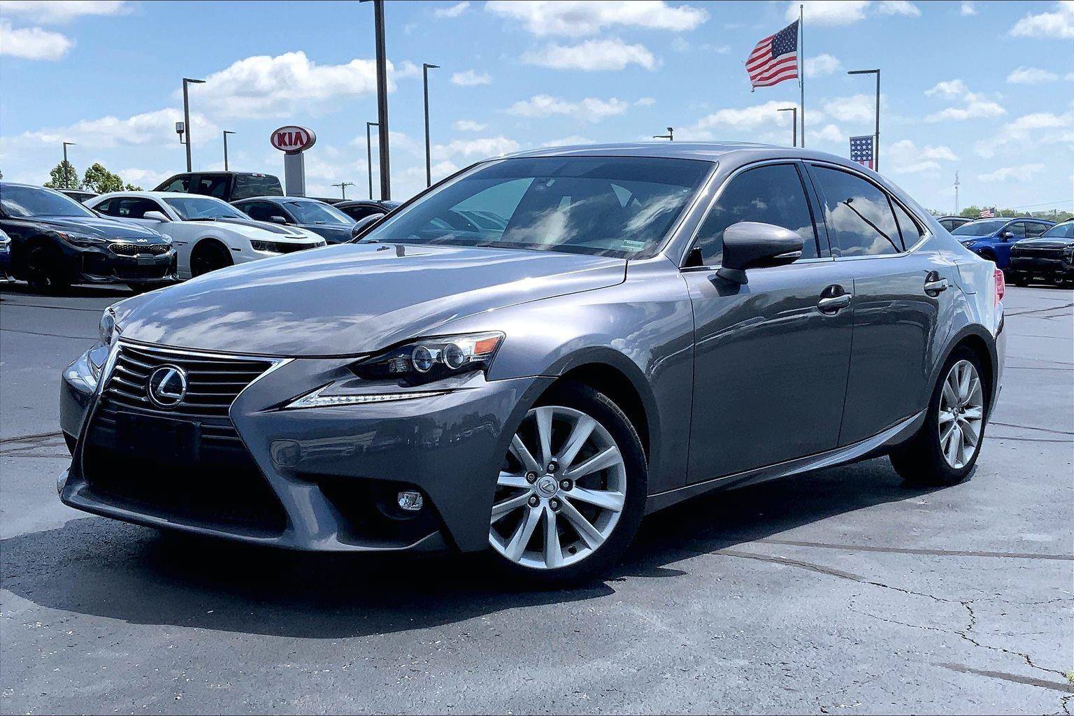 Used 2016 Lexus IS 300 AWD w/ Premium Package image 1