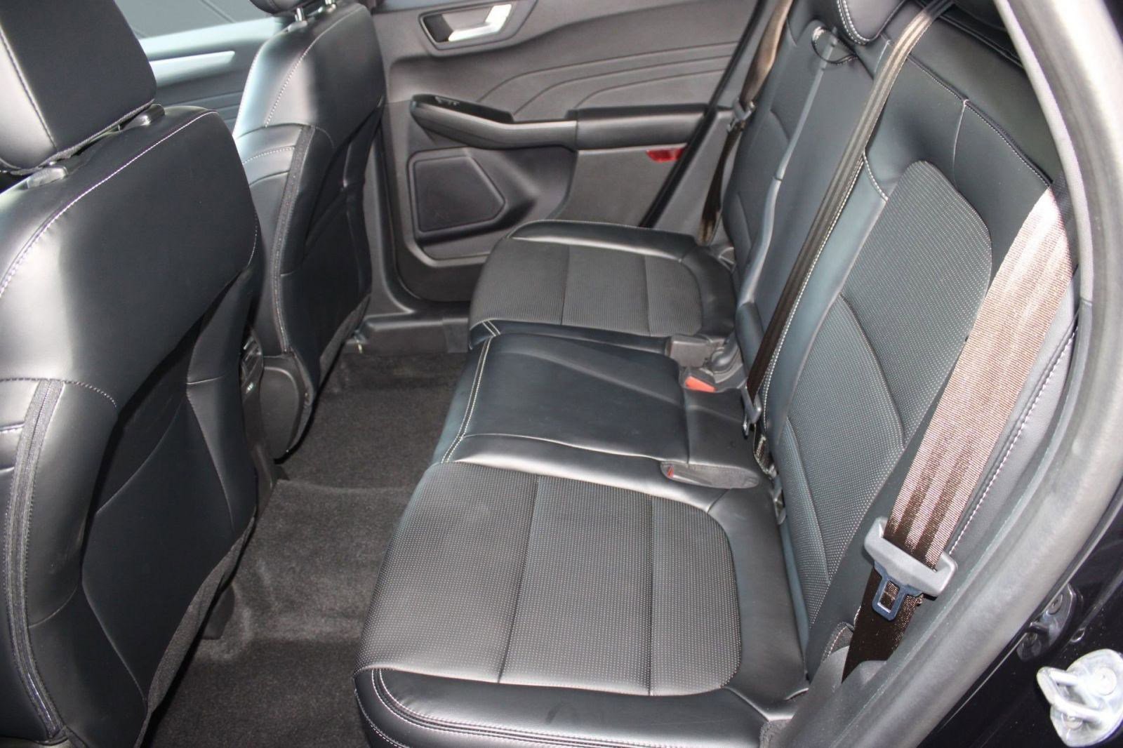 Used 2023 Ford Escape Platinum image 15