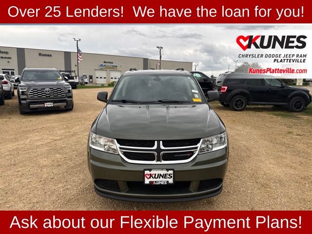 Used 2019 Dodge Journey SE FWD image 3