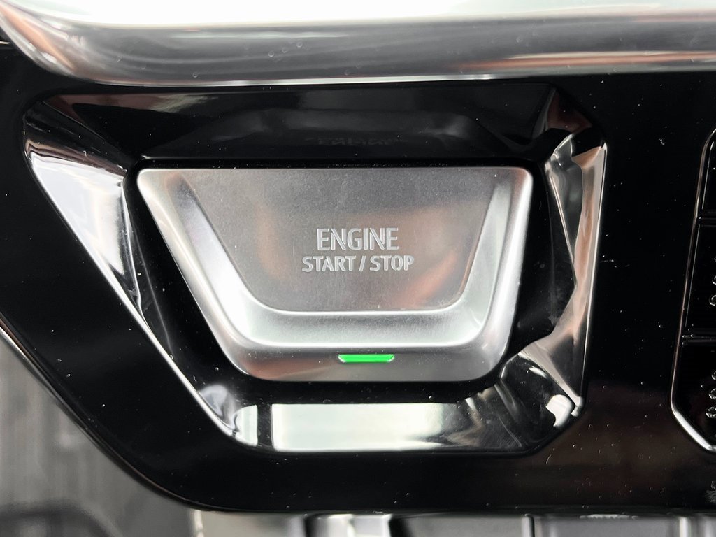 Used 2025 GMC Sierra 3500 Denali Ultimate image 11