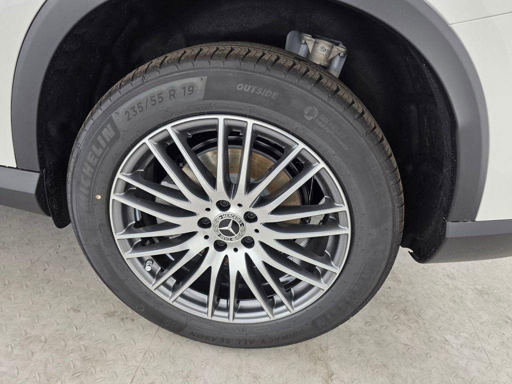 New 2026 Mercedes-Benz GLC 300 image 11