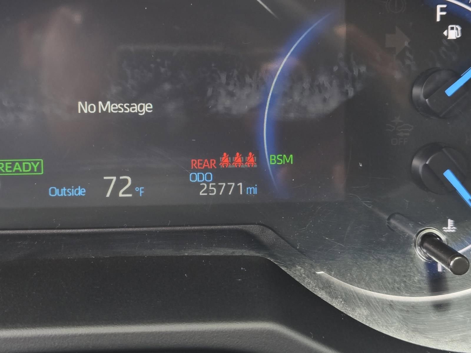 Used 2024 Toyota RAV4 LE AWD/4WD image 15