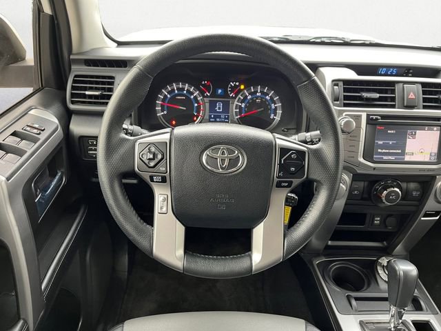 Used 2018 Toyota 4Runner SR5 Premium image 15