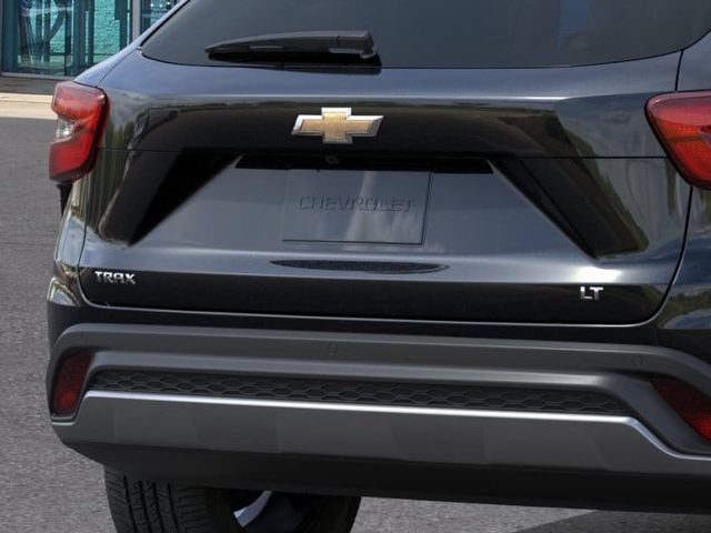 New 2026 Chevrolet Trax LT w/ Driver Confidence Package FWD image 40