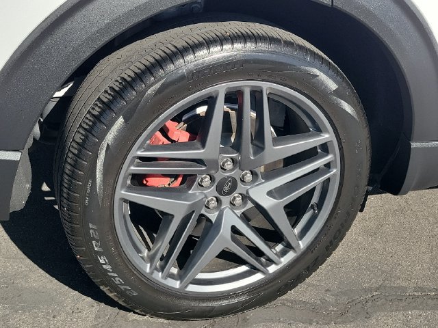Certified 2025 Ford Explorer ST AWD/4WD image 26