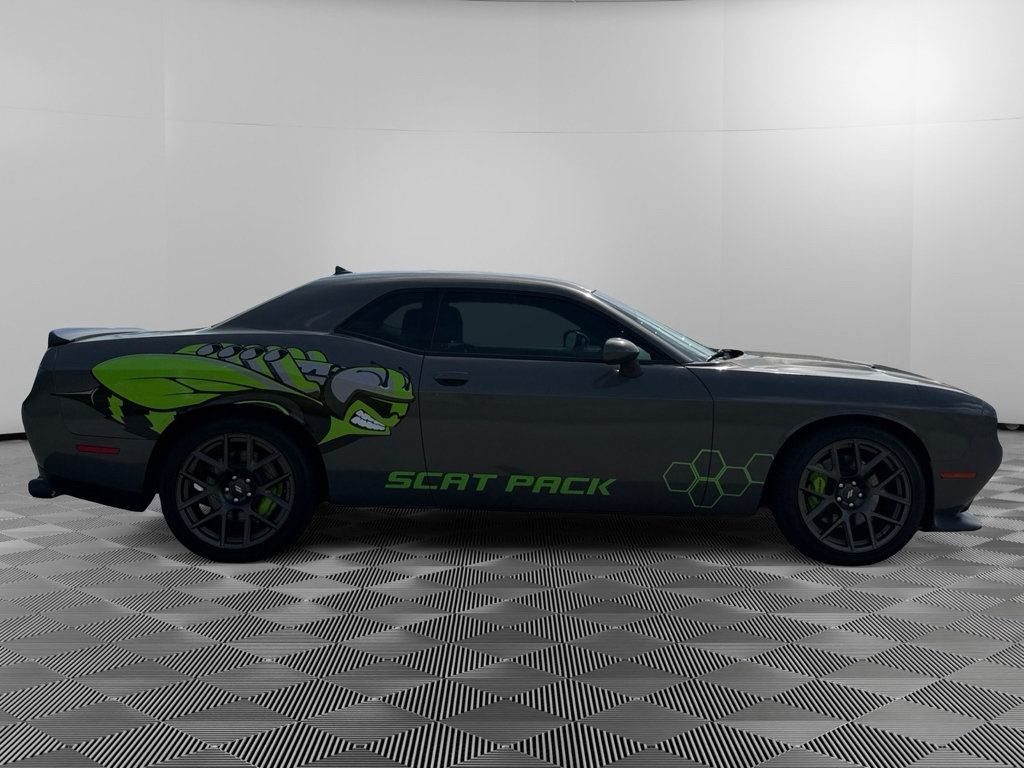 Used 2018 Dodge Challenger R/T Scat Pack RWD image 9
