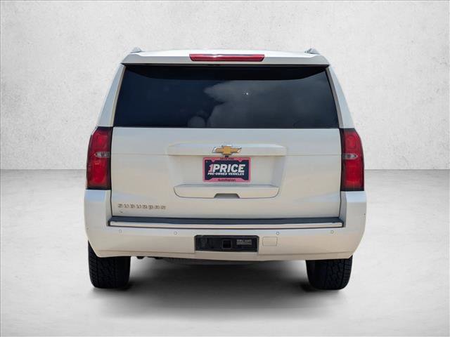 Used 2015 Chevrolet Suburban LTZ RWD image 7