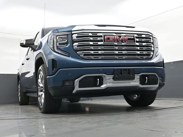 Used 2025 GMC Sierra 1500 Denali w/ Denali Reserve Package AWD/4WD image 39