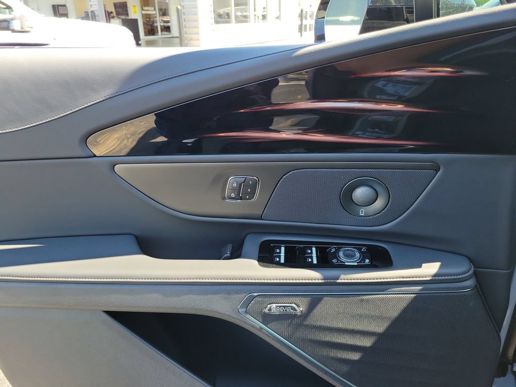 New 2026 Lincoln Nautilus Reserve AWD/4WD image 20