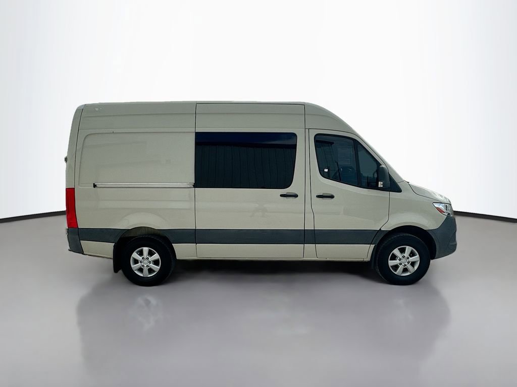 Used 2019 Freightliner Sprinter 144 image 8