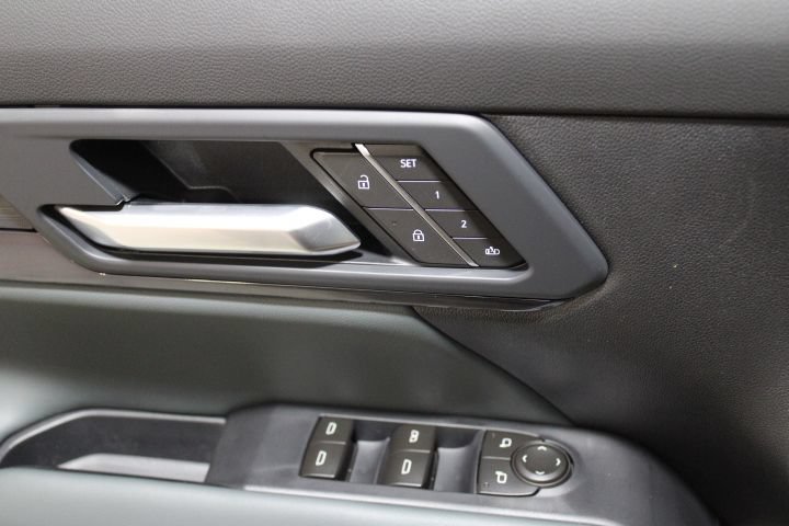 New 2026 GMC Terrain AT4 AWD/4WD image 17