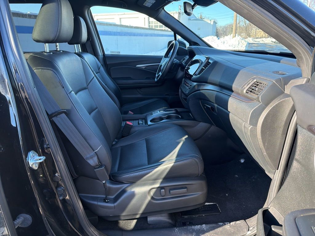 Certified 2023 Honda Passport EX-L image 26