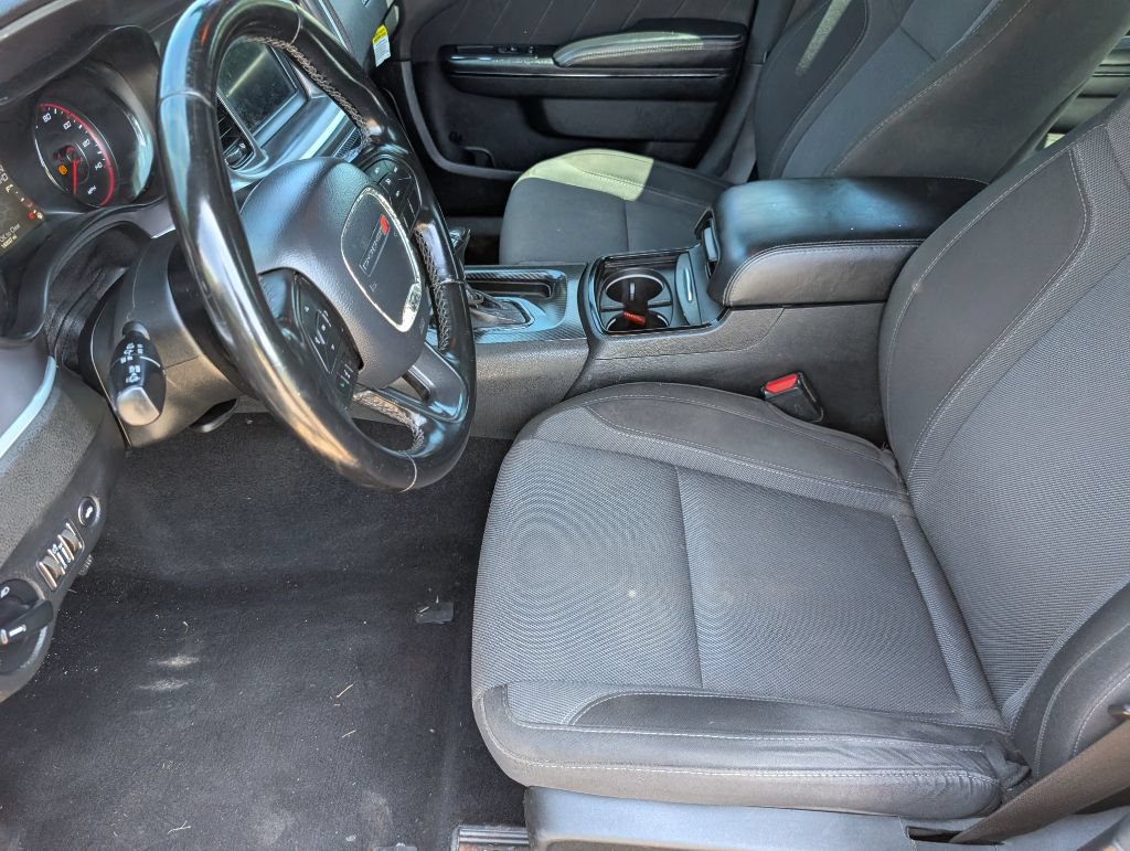Used 2020 Dodge Charger SXT w/ Blacktop Package RWD image 8