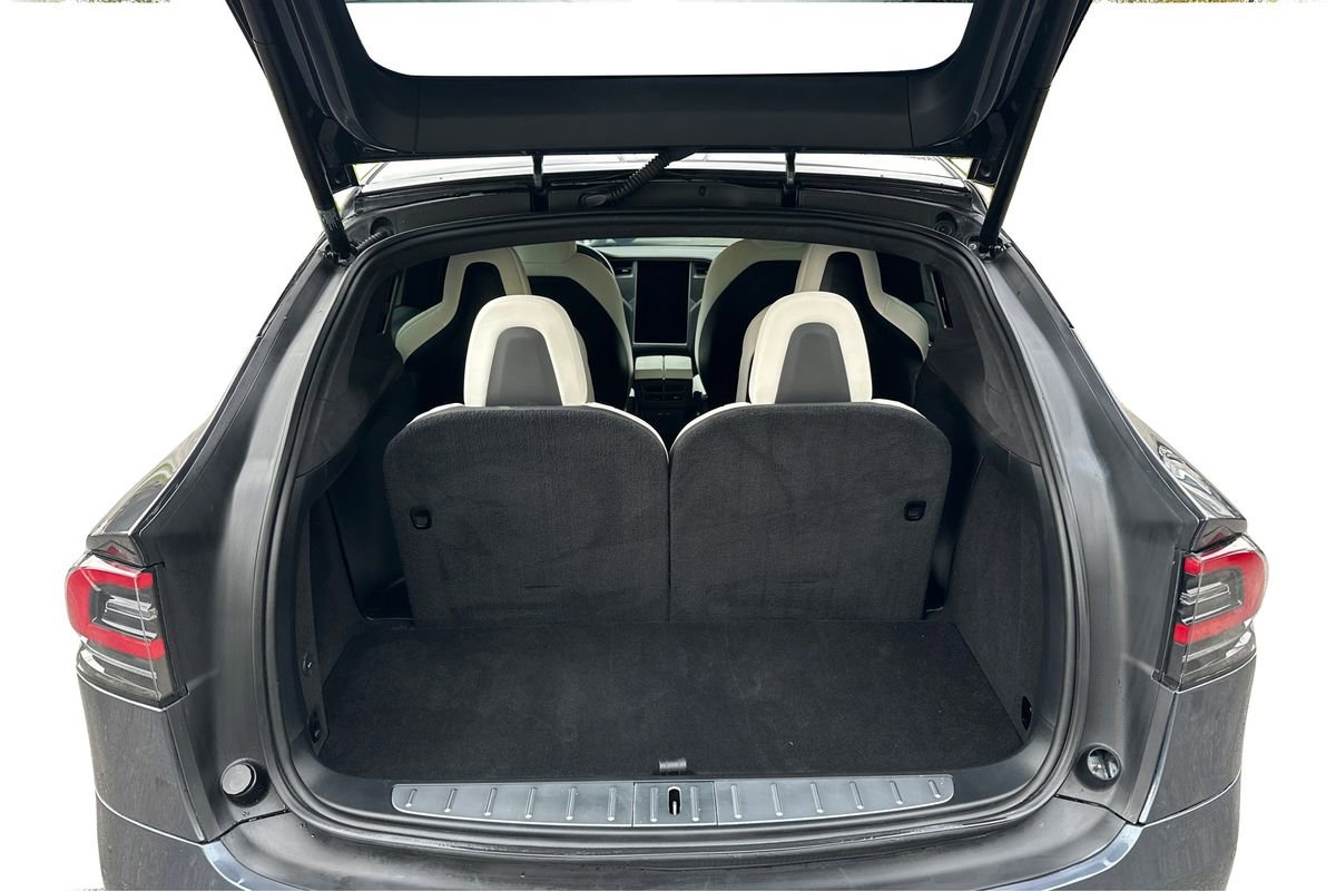 Used 2020 Tesla Model X Performance image 12